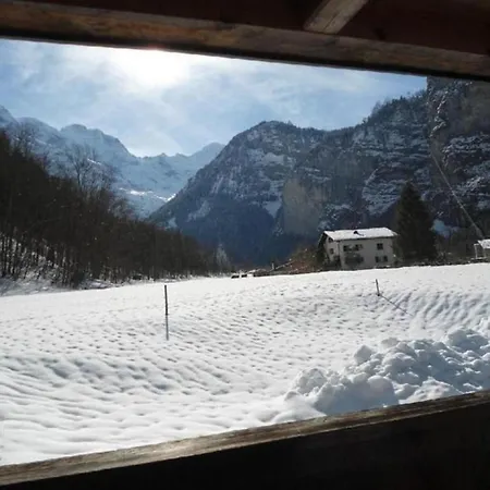 Сasa de vacaciones Lengwald, Ferienhaeuschen Stechelberg